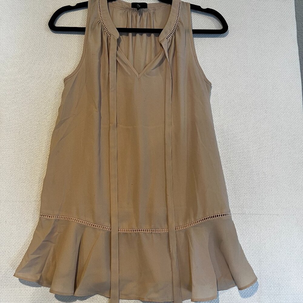 Women's Neutral Beige/Taupe Wide‎ Ruffle Hem Sleeveless Top Sz XS Fairy Ethereal